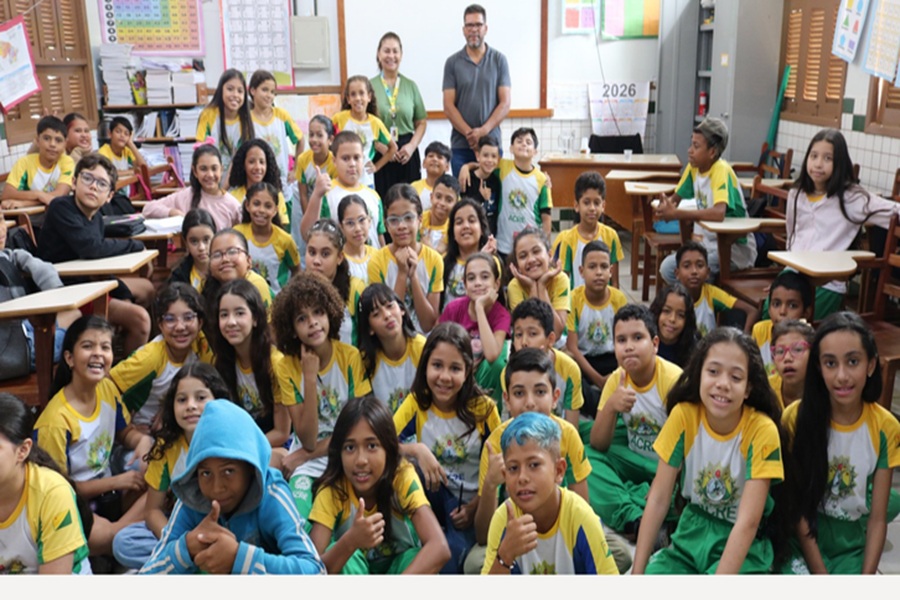 democracia-se-aprende-desde-cedo:-eje-promove-atividade-com-estudantes-em-rio-branco