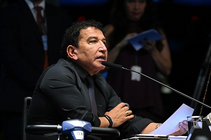 magno-malta-pede-urgencia-para-projeto-que-regulamenta-ensino-domiciliar